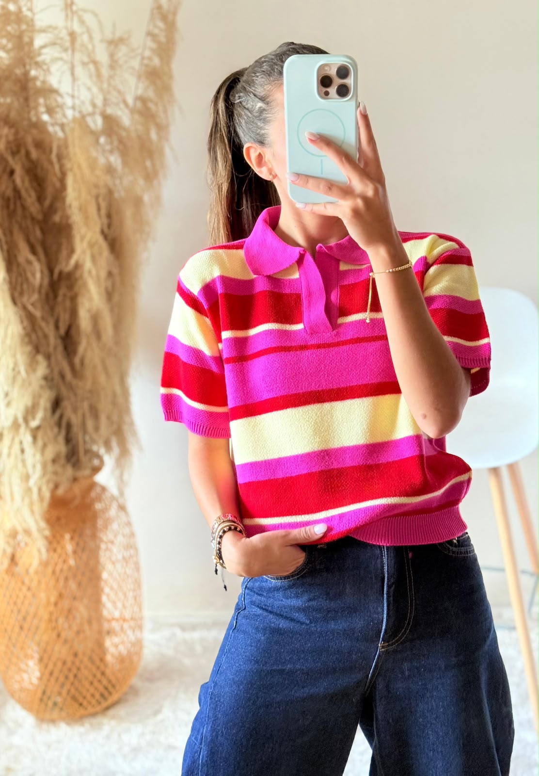 Buzo Lola tejido de rayas fucsia rojo y amarillo claro para mujer